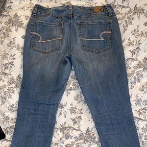High waisted American Eagle Jeans